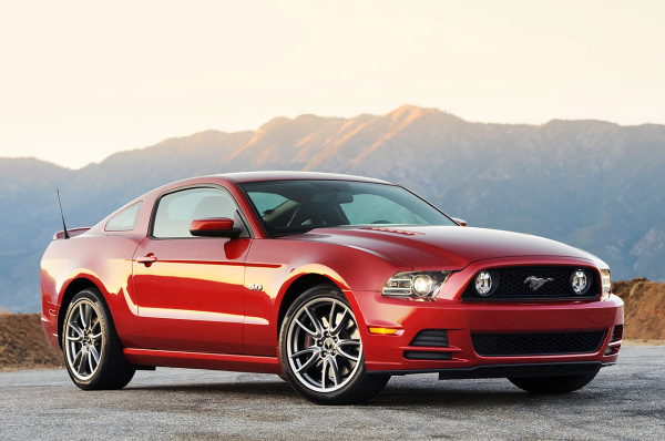 056307-2013-ford-mustang-gt-review-by-john-heilig.1-lg